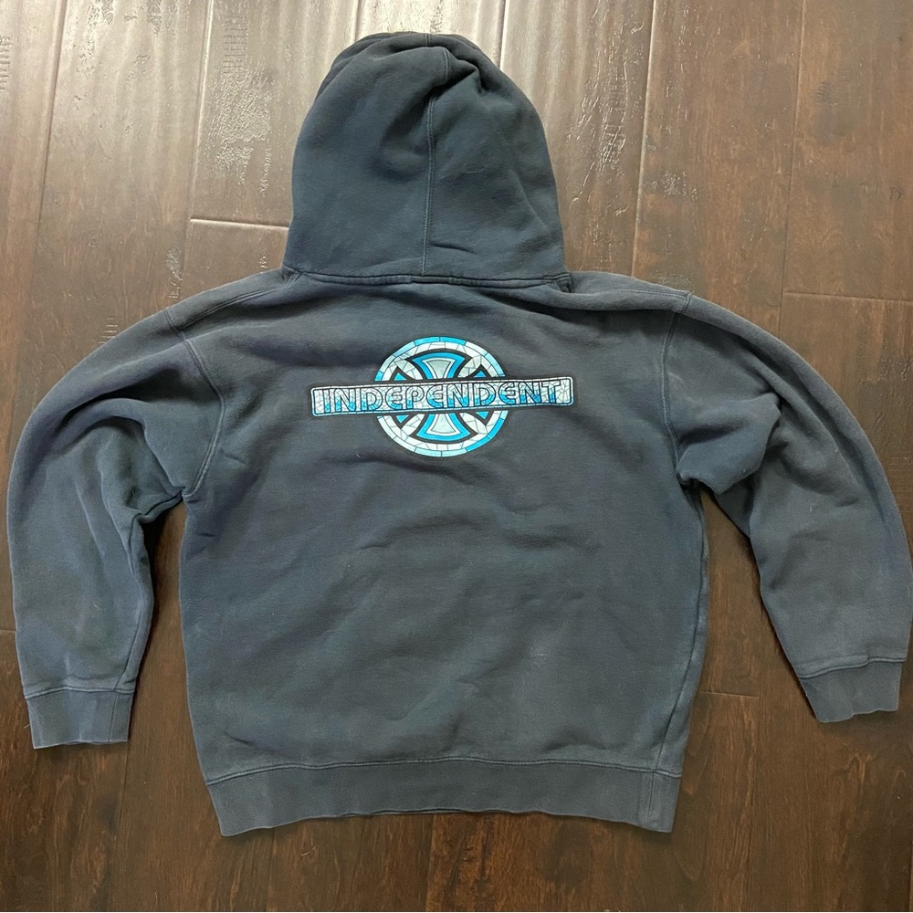 Men’s Independent Hoodie

Tagged Size: M - Picture 3 of 6